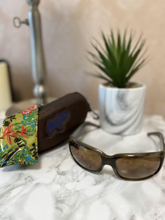 MauiJim brown frame polarized sunglasses